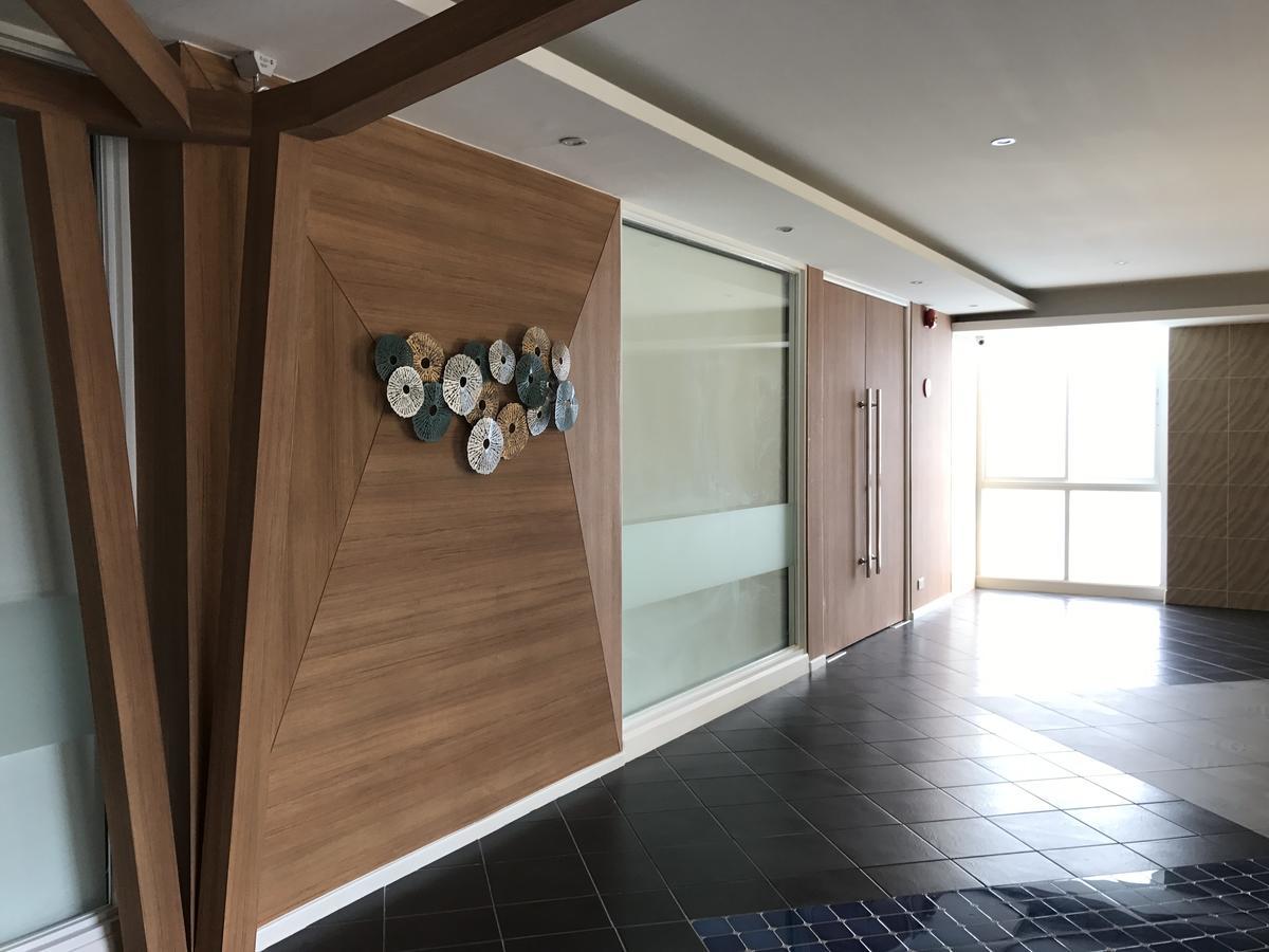 Zircon Hotel Бангкок Екстер'єр фото